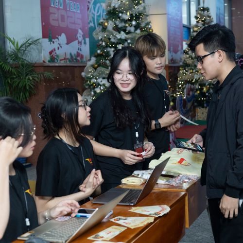 Chất Liệu Thoải Mái, Phù Hợp Với Mọi Hoạt Động