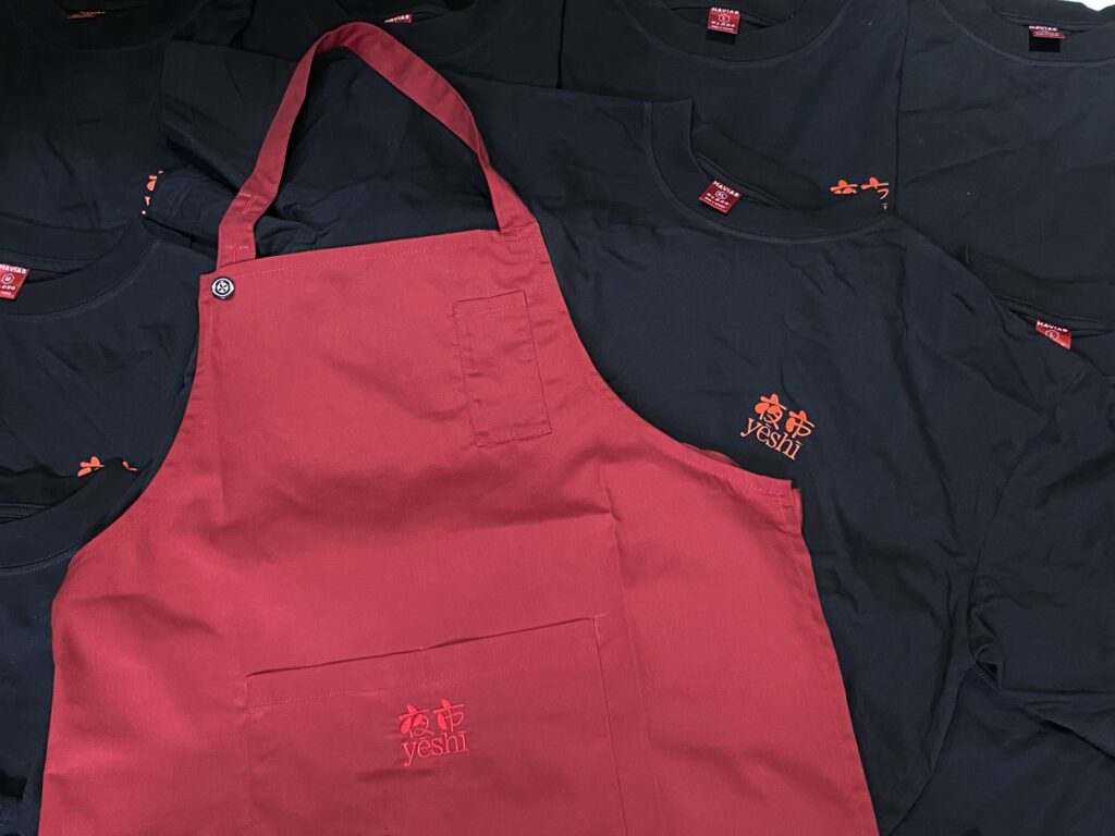 xưởng may đồng phục quán cafe